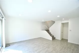 Photo #1: OC24195393 Listing