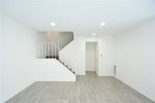 Photo #2: OC24195393 Listing