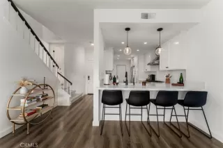 Photo #4: OC24195523 Listing