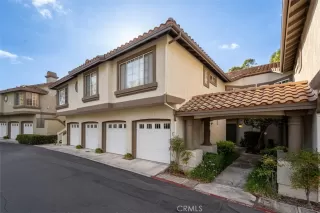 Photo #5: OC24195523 Listing