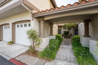 Photo #6: OC24195523 Listing