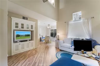 Photo #2: OC24195576 Listing 