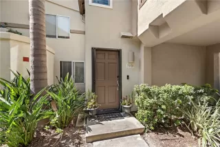 Photo #1: OC24195842 Listing 