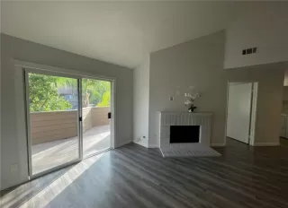 Photo #1: OC24196082 Listing