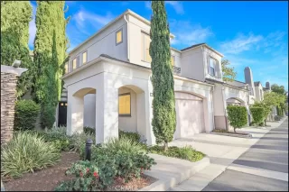 Photo #1: OC24196138 Listing