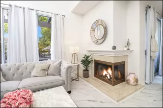 Photo #4: OC24196138 Listing