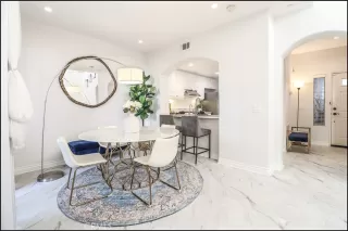 Photo #5: OC24196138 Listing