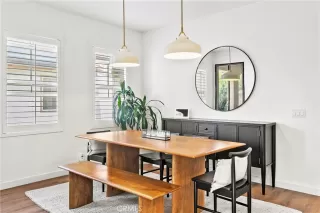 Photo #5: OC24196206 Listing 