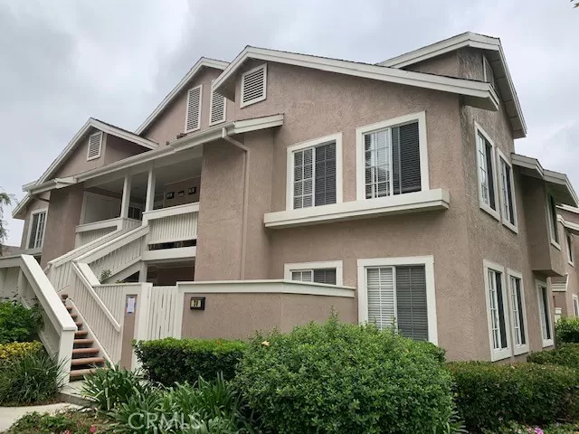 MLS: OC24196526 Condo For Sale