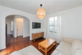 Photo #5: OC24196902 Listing 