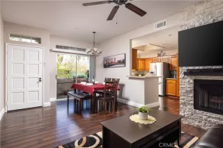 Photo #4: OC24197152 Listing 