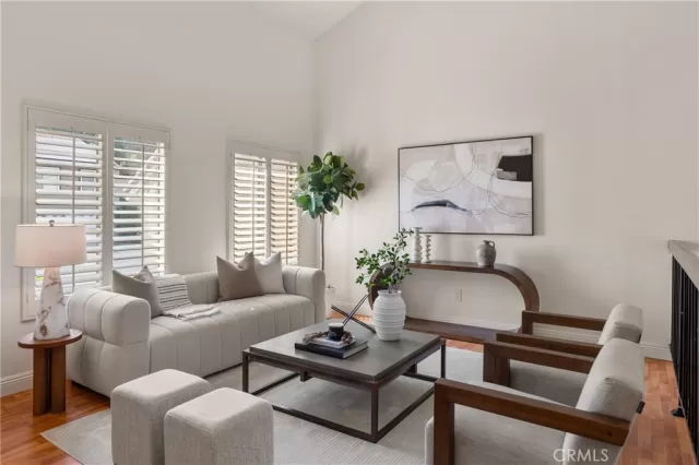 MLS: OC24197294 Condo For Sale