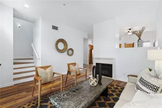 Photo #2: OC24197679 Listing 