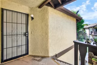 Photo #5: OC24197907 Listing 