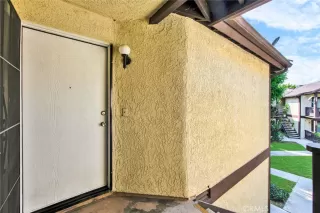 Photo #6: OC24197907 Listing 