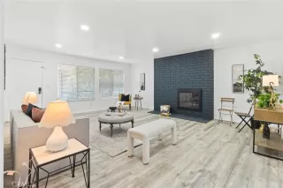 Photo #1: OC24198036 Listing