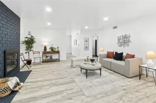 Photo #2: OC24198036 Listing