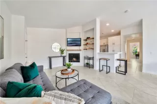 Photo #3: OC24198065 Listing 