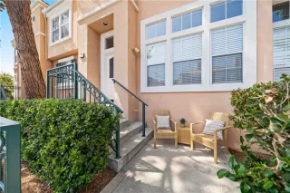 Photo #1: OC24198282 Listing 