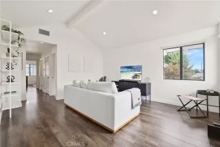 Photo #2: OC24198876 Listing 