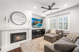 Photo #2: OC24199327 Listing