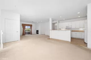 Photo #3: OC24199344 Listing