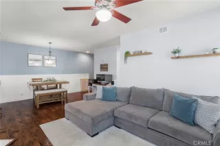 Photo #4: OC24199399 Listing 