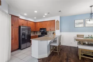 Photo #6: OC24199399 Listing 