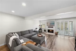 Photo #3: OC24199580 Listing 