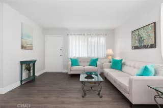 Photo #3: OC24199683 Listing 