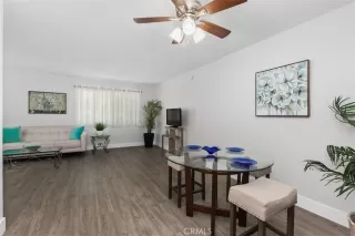 Photo #6: OC24199683 Listing 