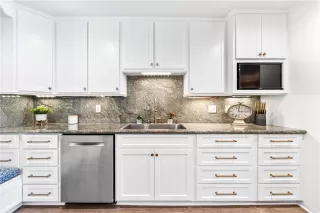 Photo #5: OC24199843 Listing 