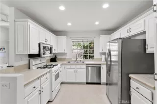 Photo #2: OC24199858 Listing 