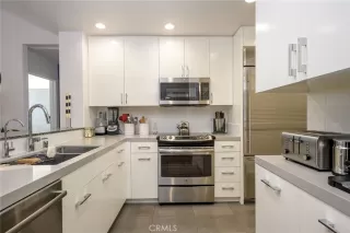 Photo #3: OC24200134 Listing