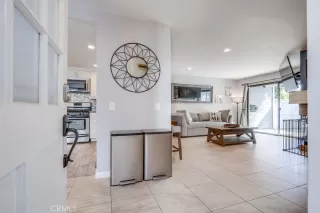 Photo #3: OC24200323 Listing