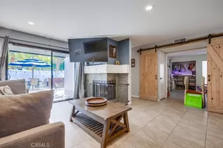 Photo #5: OC24200323 Listing