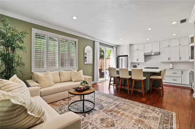 MLS: OC24200447 Condo For Sale