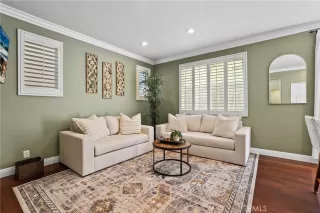 Photo #1: OC24200447 Listing 