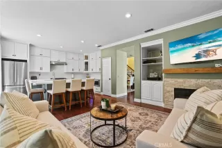 Photo #3: OC24200447 Listing 