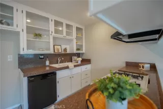 Photo #6: OC24200547 Listing 