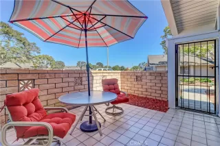 Photo #5: OC24201586 Listing 