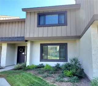 Photo #4: OC24201830 Listing 