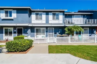 Photo #3: OC24202210 Listing 