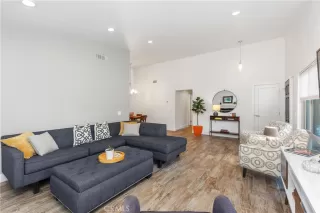 Photo #2: OC24202420 Listing