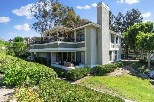 MLS: OC24203170 Condo For Sale