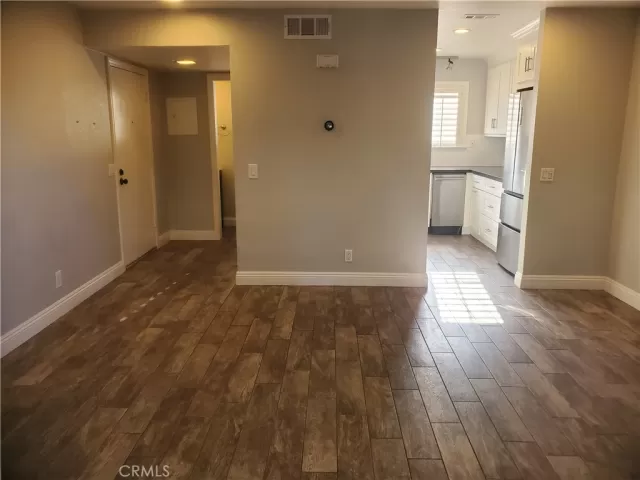 MLS: OC24203402 Condo For Sale