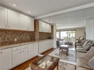 Photo #5: OC24203496 Listing 