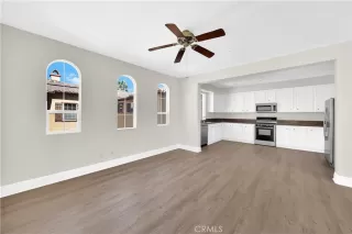 Photo #4: OC24204008 Listing 