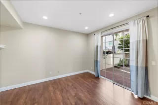 Photo #6: OC24204093 Listing 