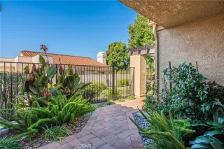 Photo #3: OC24204221 Listing 